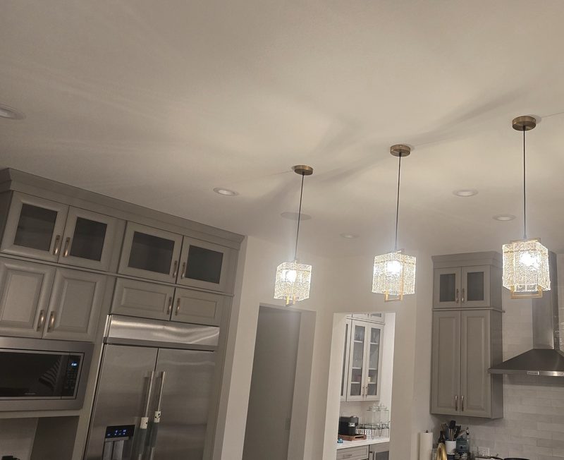 Kitchen island pendants